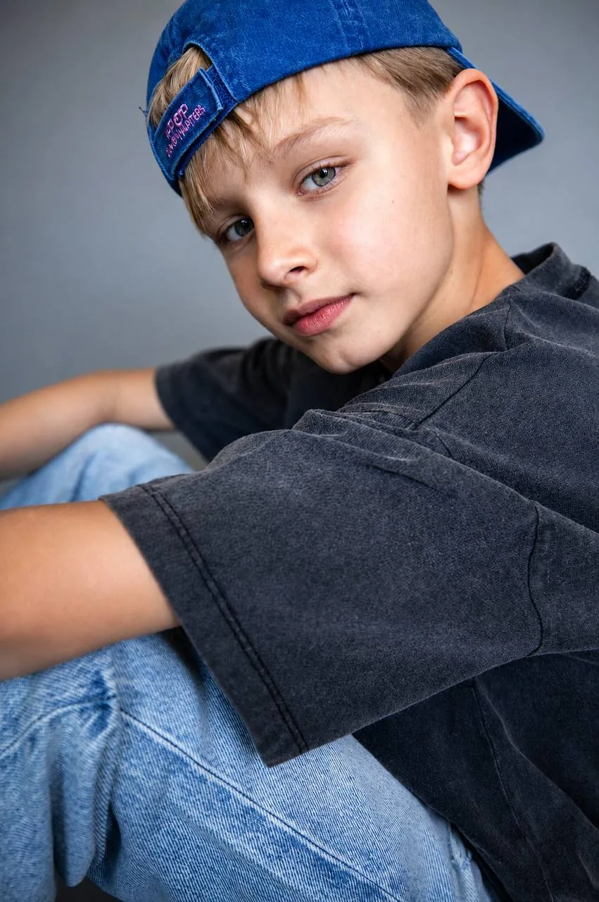 Nicholas in front of the camera: working on presence